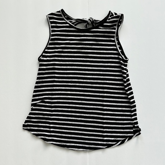 Old Navy Tops - Old Navy Tank Sleeveless Top Sz‎ XS